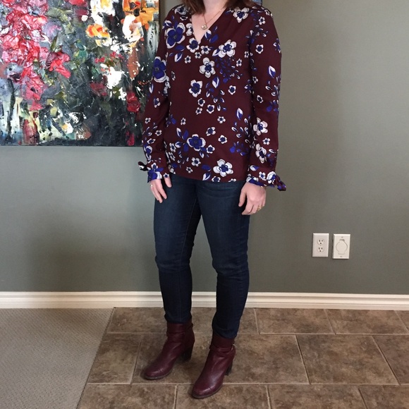 Banana Republic Floral Blouse with Ties at Cuff - Picture 2 of 4